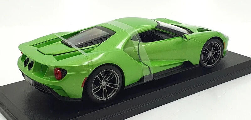 Maisto 2017 Ford GT Special Edition Die Cast Car Model 1:18 Scale Green