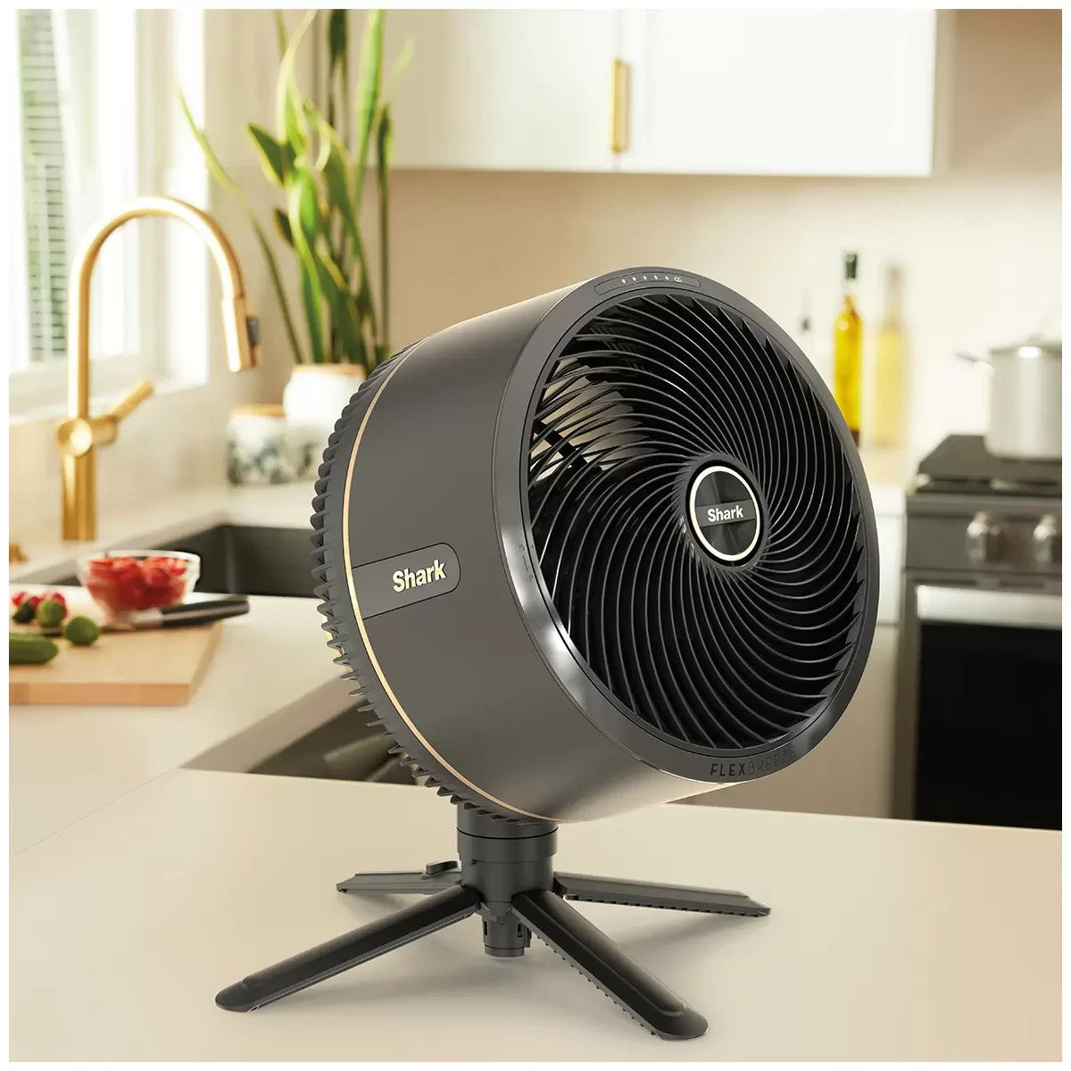 Shark FlexBreeze Instacool Misting Fan FA225ANZ