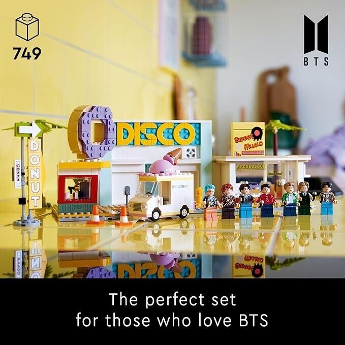 LEGO Ideas 21339 BTS Dynamite Set with 7 Minifigures of The Famous K-pop