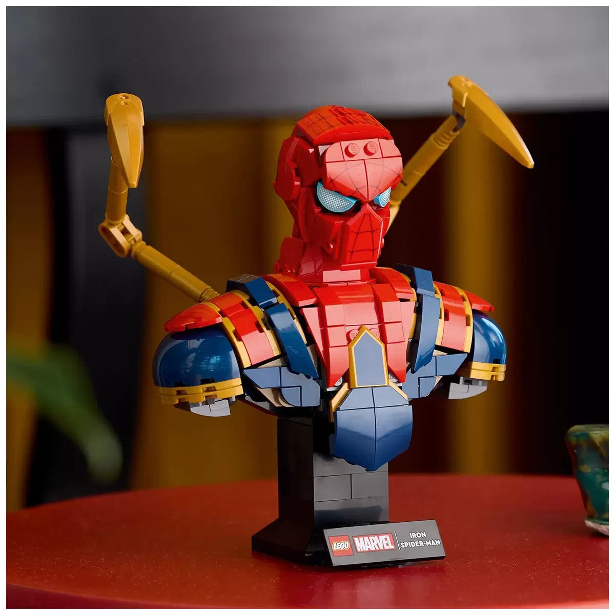 LEGO Marvel Iron Spider-Man Bust 76326