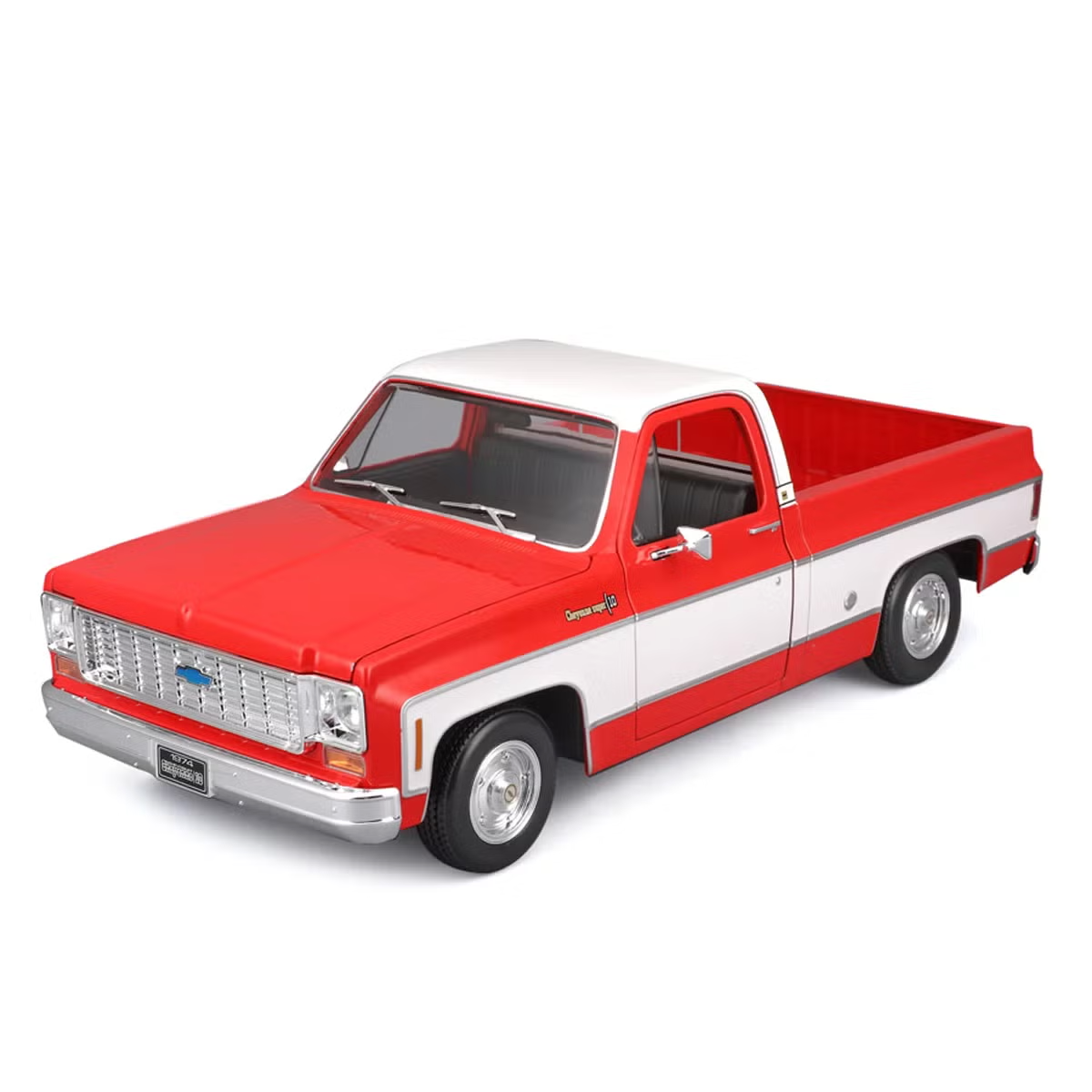 Maisto 1:18 Die Cast Cars Special Edition 1974 Chevrolet C10 Cheyenne Super