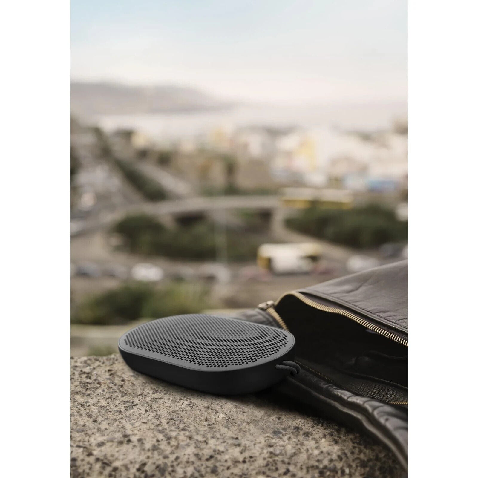 B&O Bang & Olufsen Beoplay P2 Portable Wireless Bluetooth Speaker (Black)