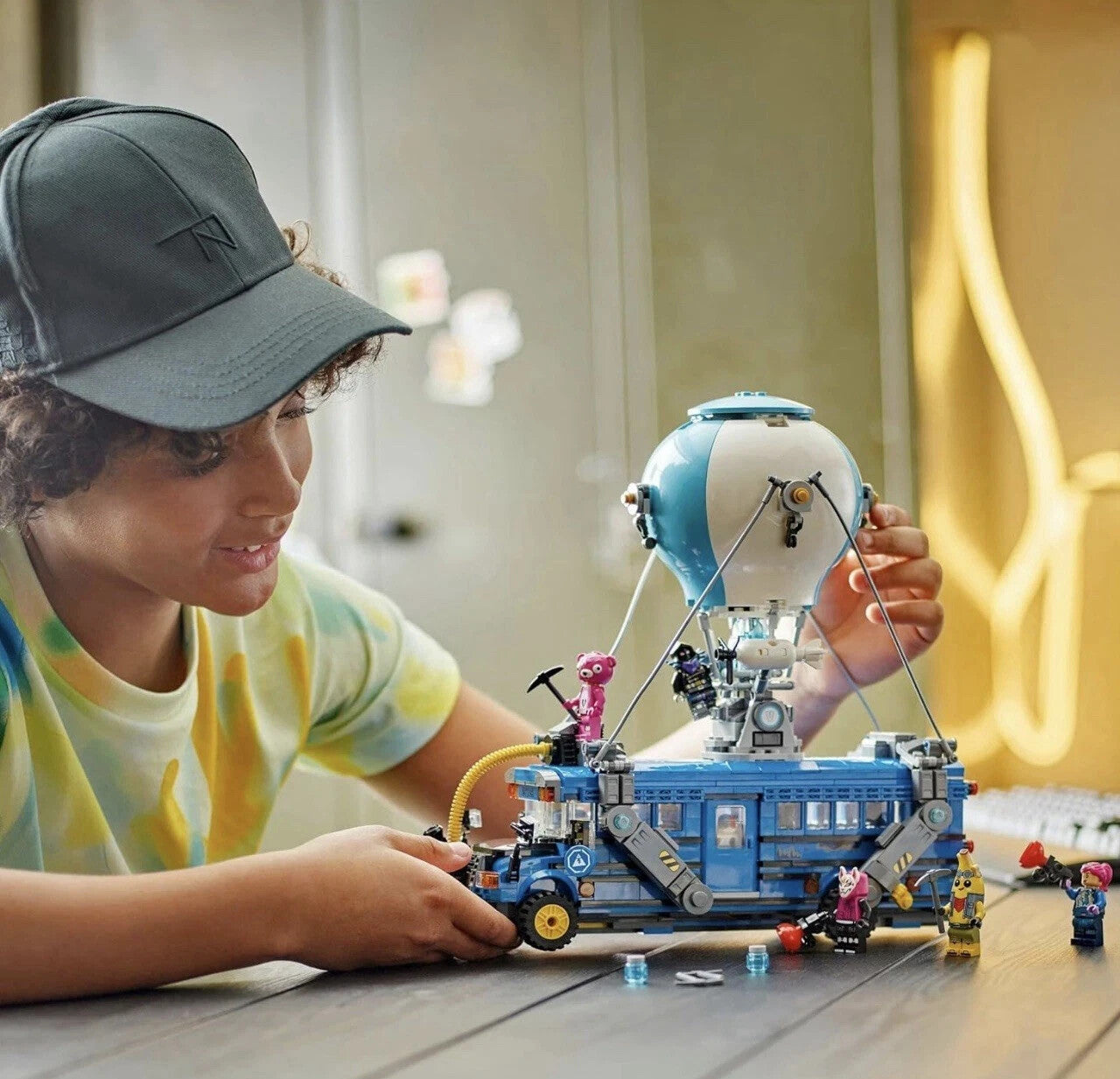 Lego 77073 Fortnite Battle Bus New In Box