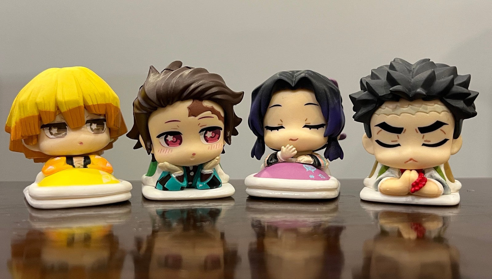 NEW Demon Slayer Capsule Figures SET of 4 BANDAI Tanjiro Zenitsu Nezuko Gyomei