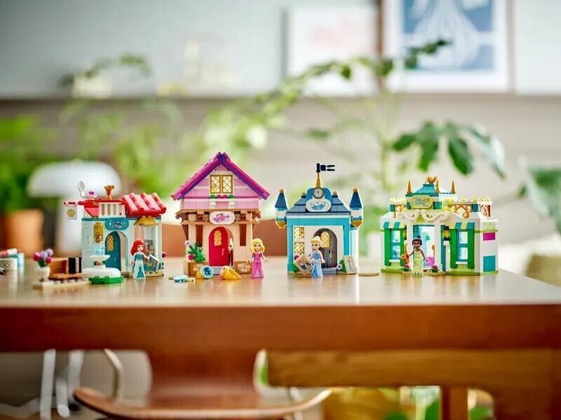 LEGO 43246 Disney Disney Princess Market Adventure Tiana Aurora Cinderella Ariel