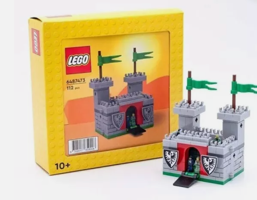 LEGO 6487473 Promotional Classic Knight Castle Age 10+