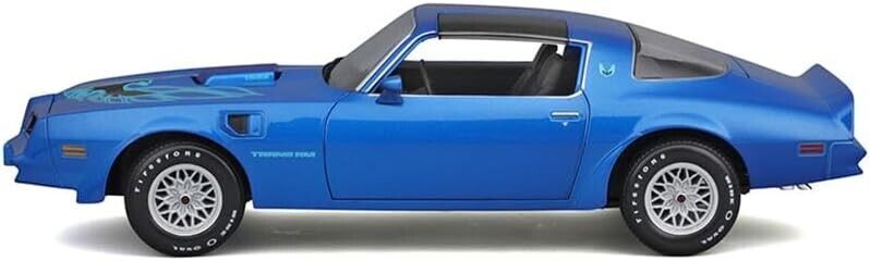 Maisto 1977 Pontiac Firebird Trans Am 1:18 Diecast Model Car - Blue