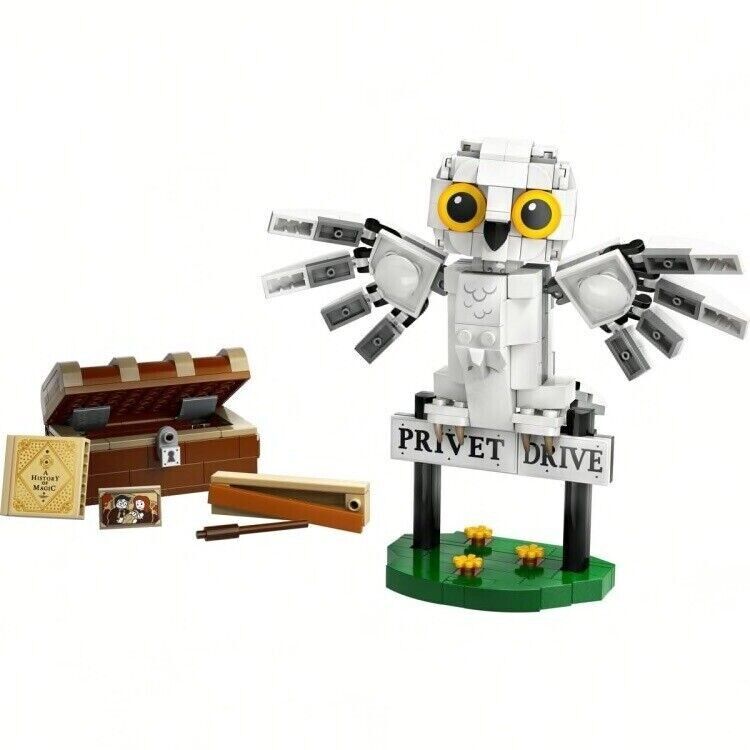 LEGO 76425 Harry Potter Hedwig at 4 Privet Drive Brand New