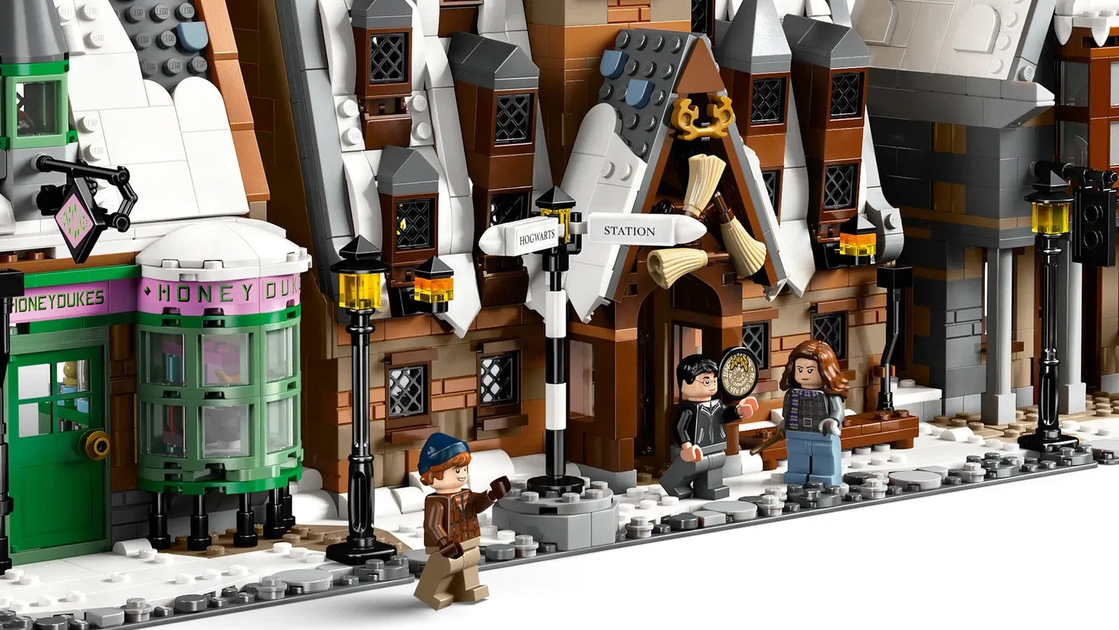 LEGO 76457 Harry Potter Hogsmeade Village 3228 pcs for ages 18+