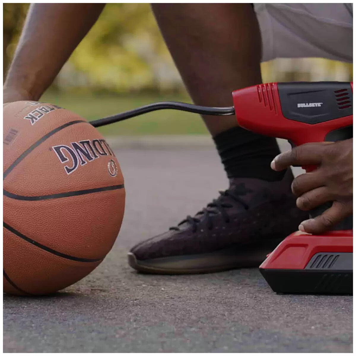 Bullseye Pro Max Rechargeable Cordless Tyre Inflator Air Pump Compressor Gauge