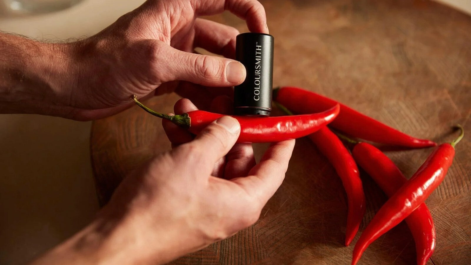 Coloursmith Reader By Taubmans Colour Match with iOS Android APP via Bluetooth