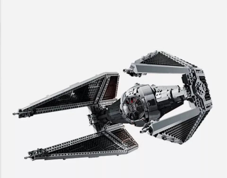 LEGO 75382 Star Wars Ultimate Collector Serie UCS TIE Interceptor Brand New