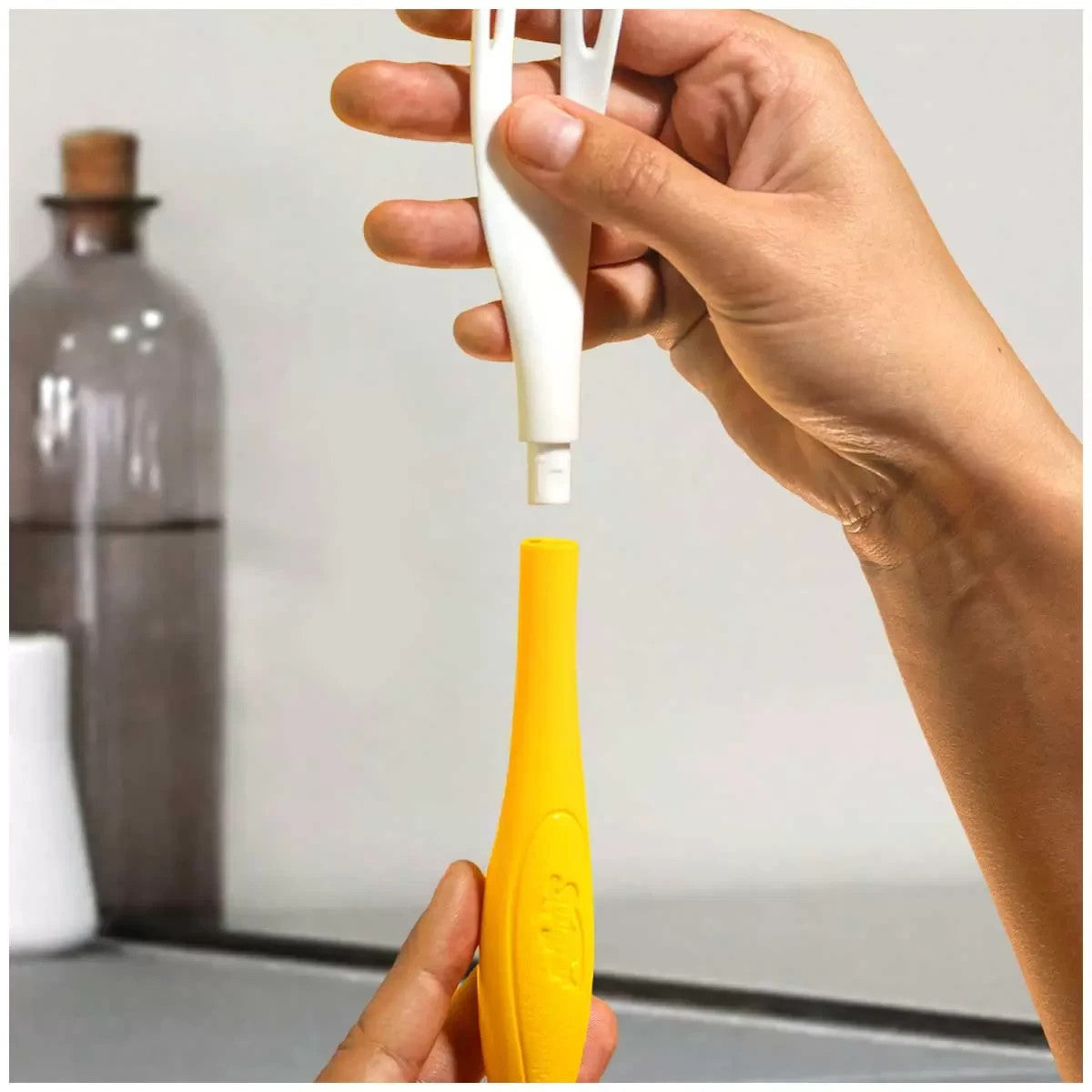 Swiffer Duster 180 Starter Kit 1 Handle And 28 Refills High Quality New