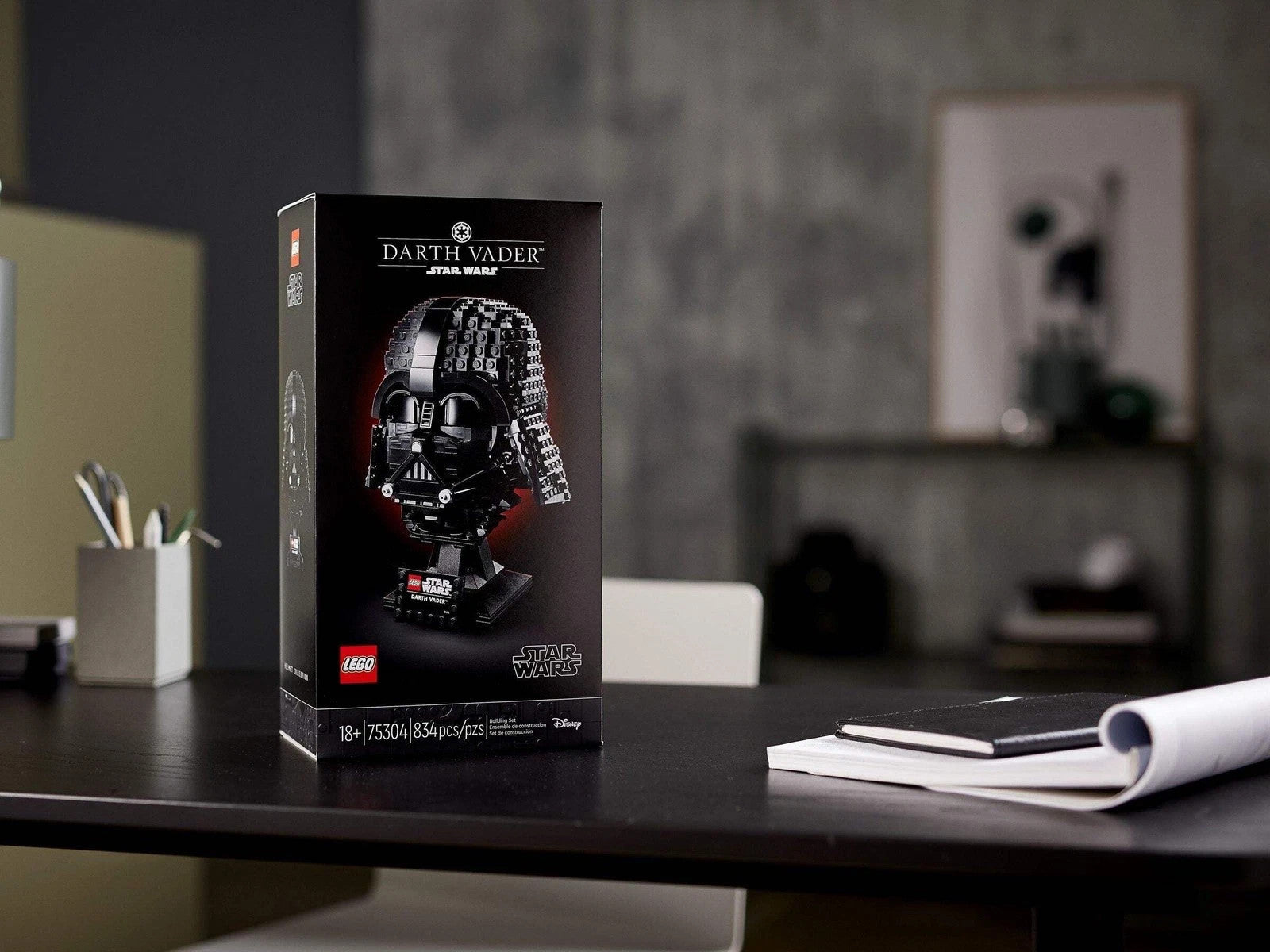 LEGO 75304 Star Wars Darth Vader Helmet