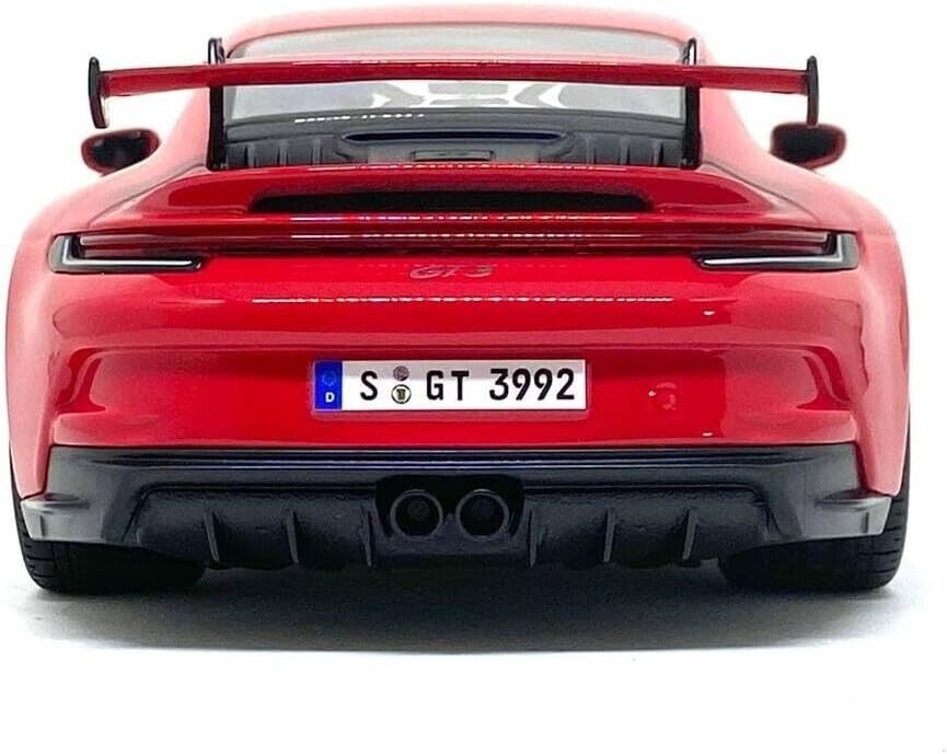 Maisto Diecast Model Special Edition 1:18 scale Porsche 911 GT3 Red