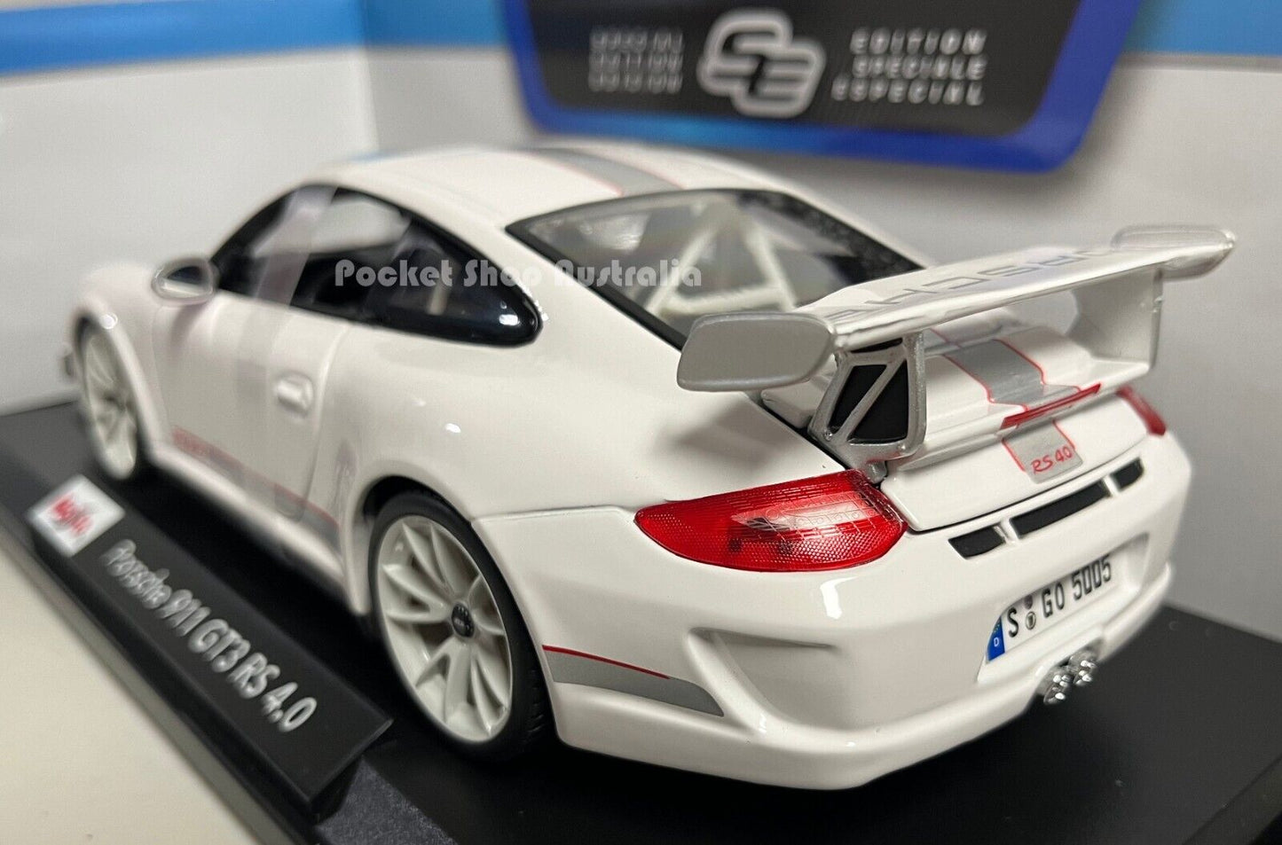 Maisto Diecast Model Special Edition 1:18 scale Porsche 911 GT3 RS 4.0	White