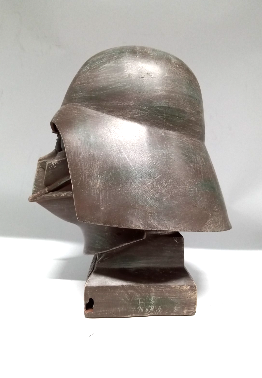 Star Wars Polyresin Helmet Statue – Darth Vader