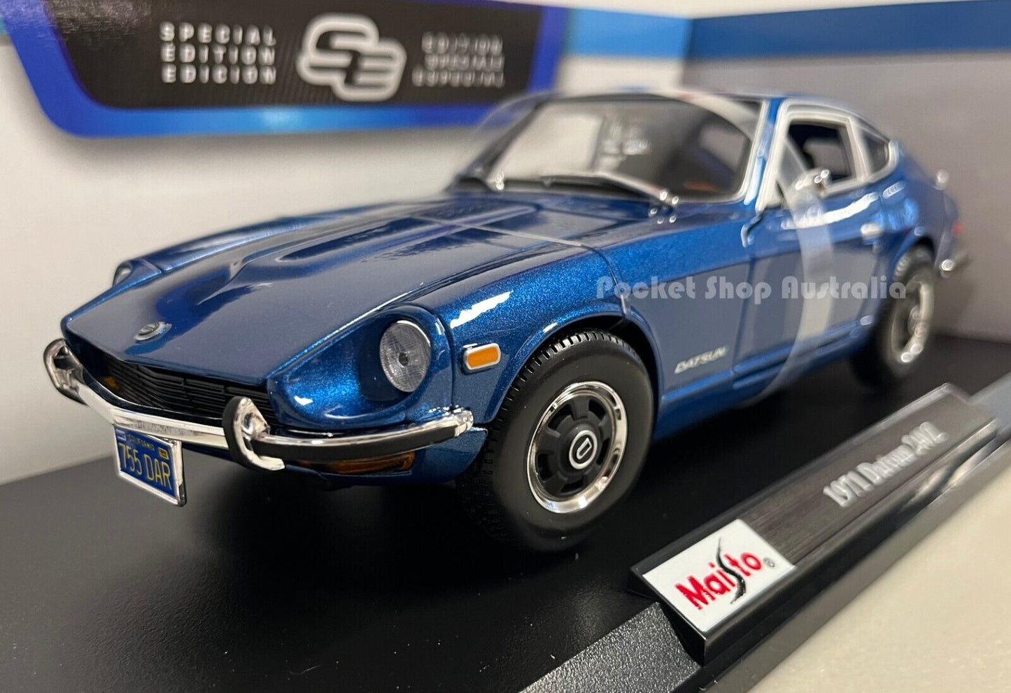 Maisto 1971 Datsun 240Z - Blue - 1:18 Classic Diecast Car Toy - Special Edition