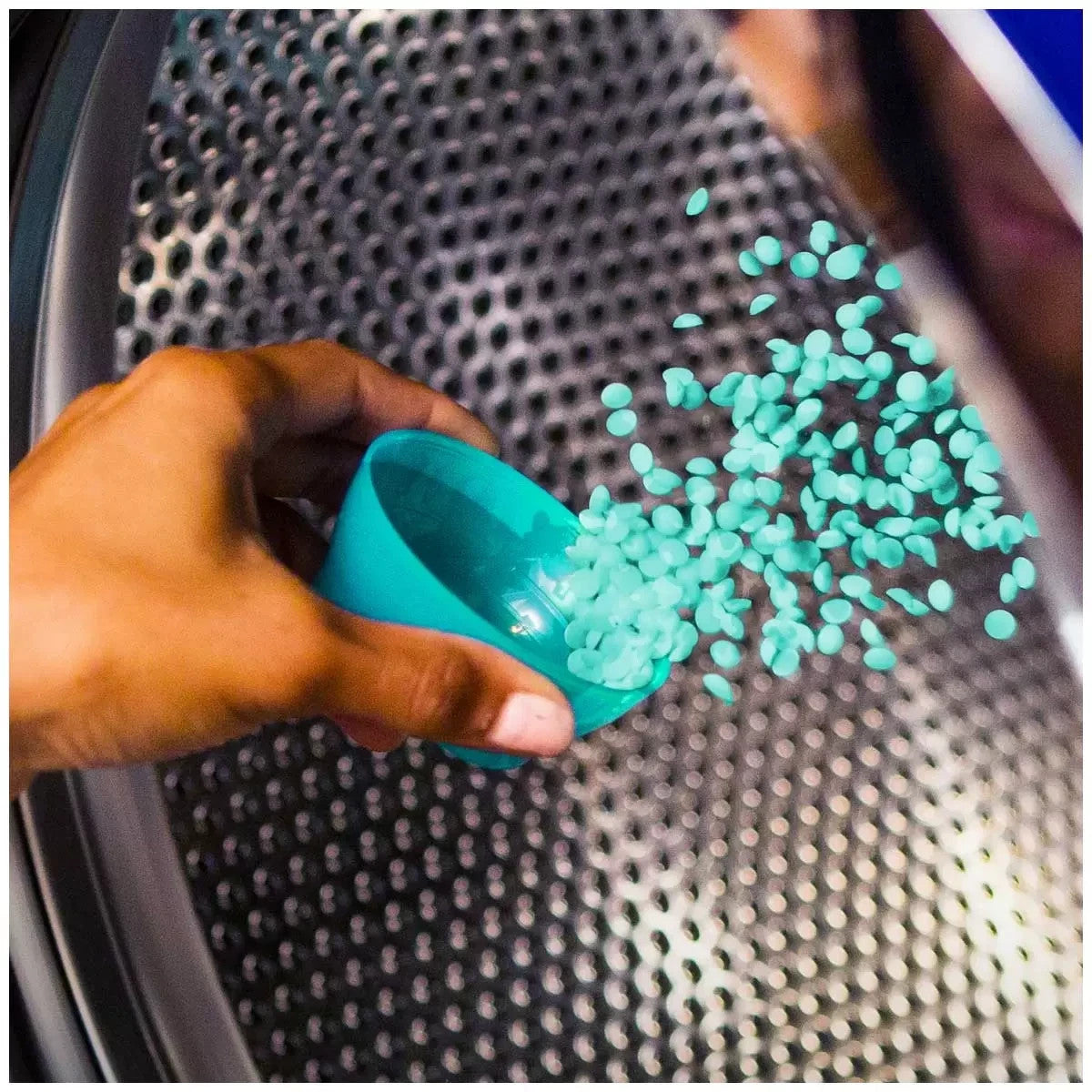 Downy Unstopables in Wash Scent Booster Fresh Frais Laundry Beads 1.13 kg