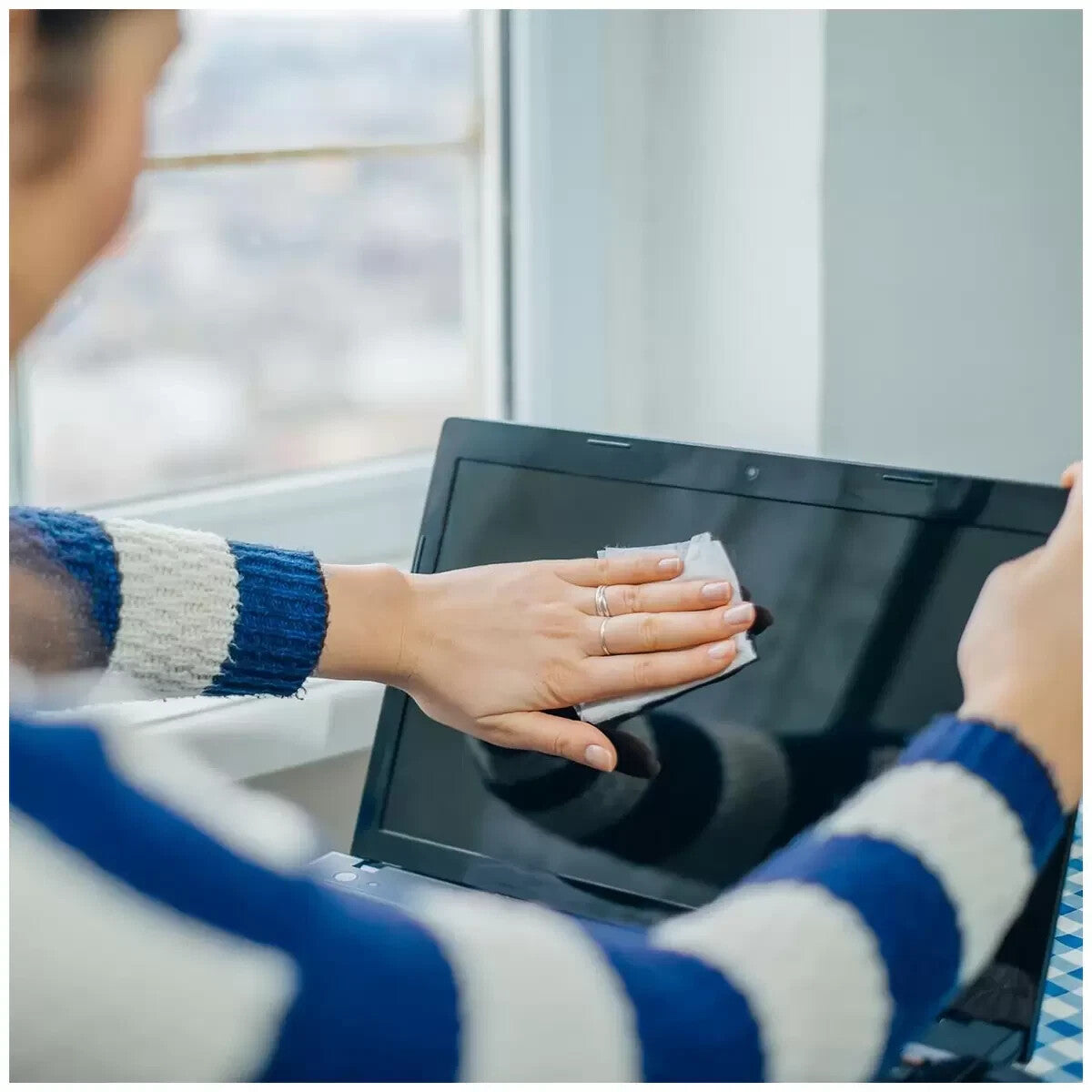 Laser Cleaning Wipes 100 Sheet x 3 Pack Anti-Static Formula Safe For All Screens