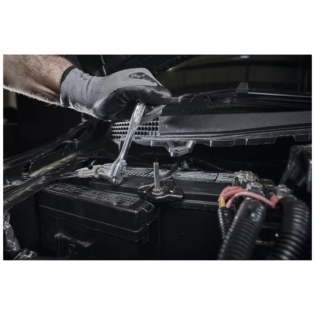 50 Piece DeWALT Socket Set Tools All Size Kit Spinner Handle Ratchet Polished