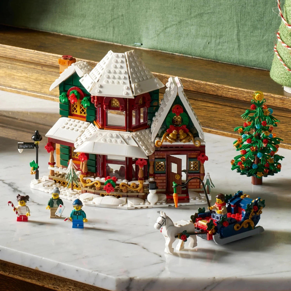 LEGO 11387  Icons Holiday House Winter Christmas Tree Snowman Brand New Sealed