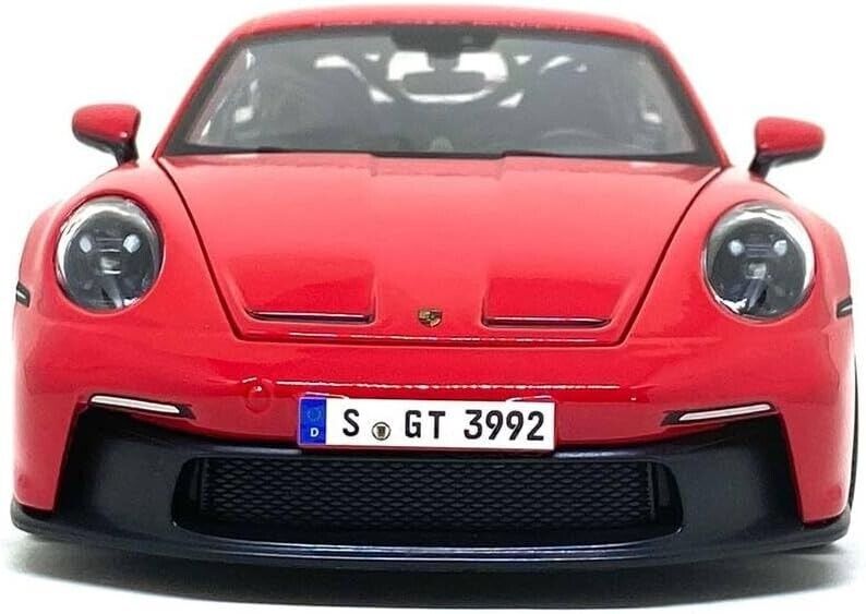 Maisto Diecast Model Special Edition 1:18 scale Porsche 911 GT3 Red