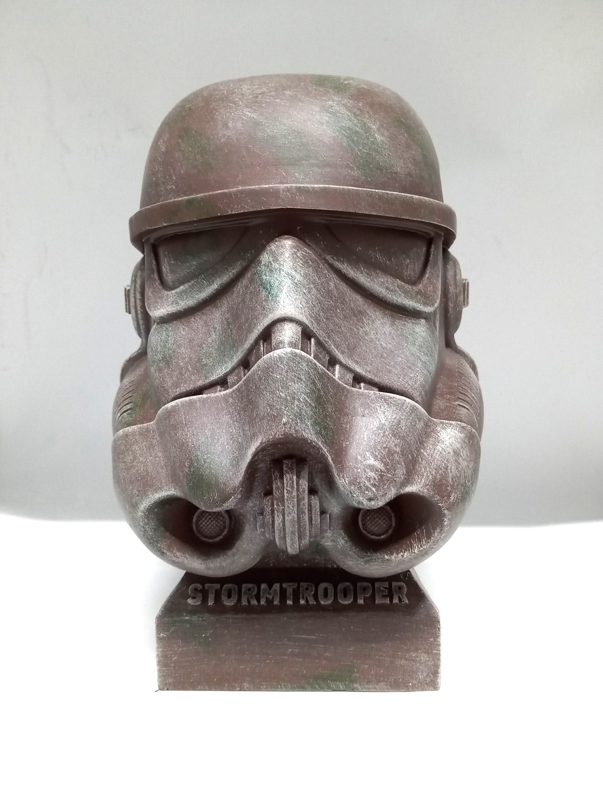Star Wars Polyresin Helmet Statue – Stormtrooper